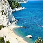 Il Cuore Del Conero - Casale Con Piscina, Natura E Relax Casa vacanze Camerano
