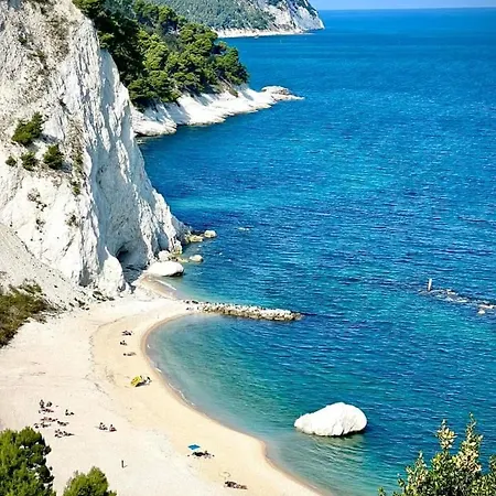 Il Cuore Del Conero - Casale Con Piscina, Natura E Relax בית נופש קמראנו