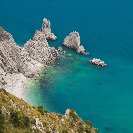 Il Cuore Del Conero - Casale Con Piscina, Natura E Relax